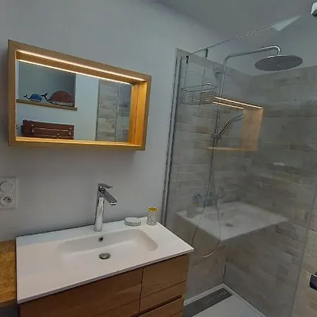 Dom wakacyjny Maison Au Calme Et Avec Le Charme De La Pierre, 